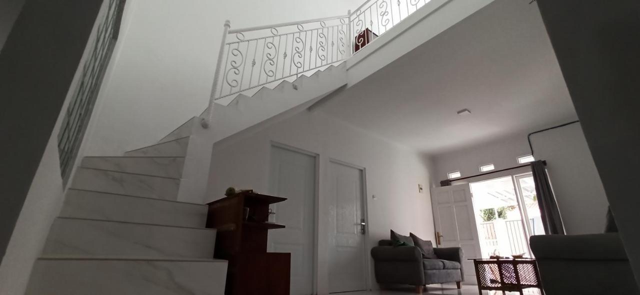 Jk House Bandungヴィラ エクステリア 写真